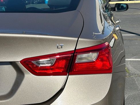 Used 2024 Chevrolet Malibu LT image 15