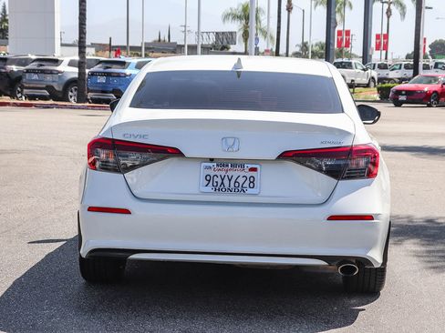 Used 2023 Honda Civic Sport image 12