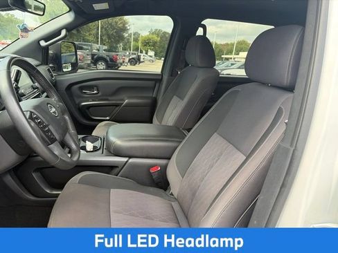 Used 2024 Nissan Titan SV RWD image 27