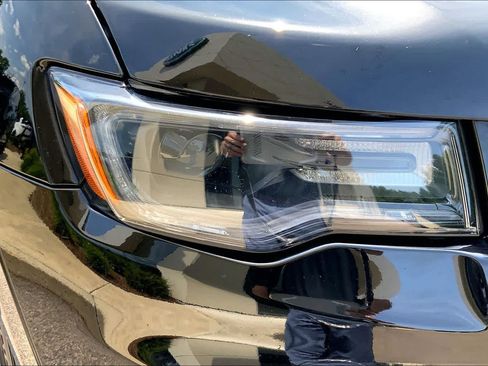 Used 2020 Jeep Grand Cherokee Limited X AWD/4WD image 26