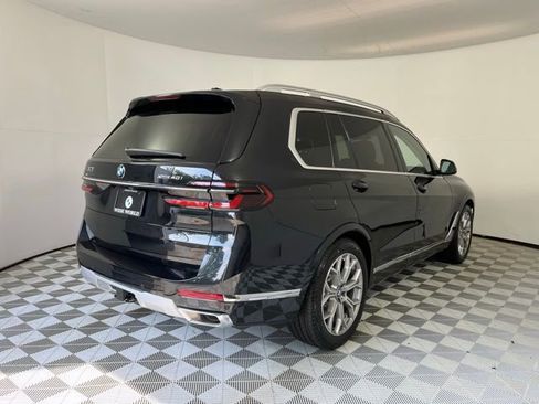 Used 2026 BMW X7 xDrive40i w/ Premium Package image 7