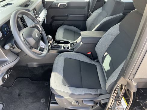New 2025 Ford Bronco 4-Door image 16
