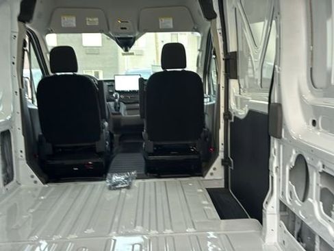 New 2026 Ford Transit 250 Base image 30