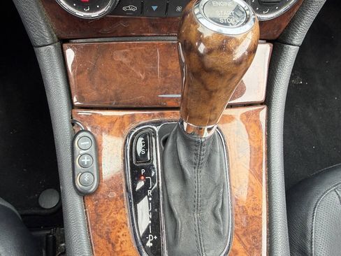 Used 2006 Mercedes-Benz CLK 500 Cabriolet image 16