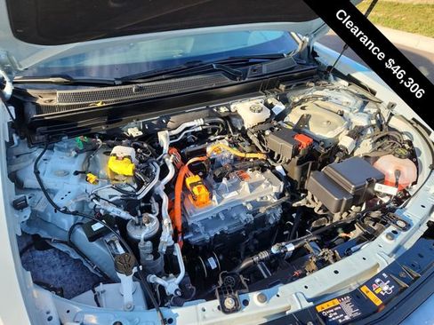 Used 2025 Cadillac Lyriq Sport image 13