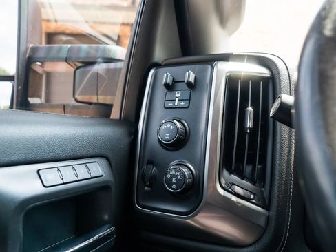 Used 2017 Chevrolet Silverado 2500 LTZ w/ Duramax Plus Package AWD/4WD image 29