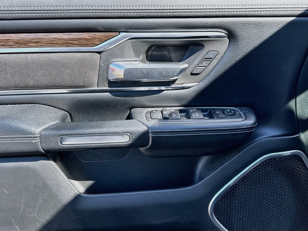 Used 2020 RAM 1500 Laramie AWD/4WD image 40