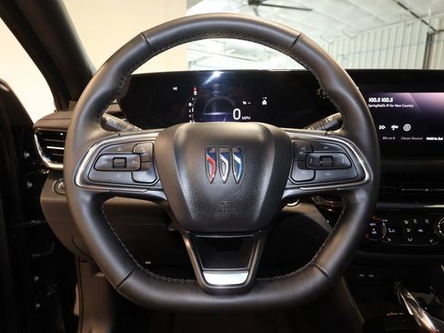 Certified 2024 Buick Envista Sport Touring w/ Convenience I Package FWD image 10