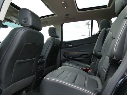 Used 2021 GMC Acadia Denali w/ Denali Technology Package AWD/4WD image 20