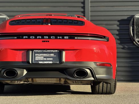 Certified 2025 Porsche 911 Carrera T RWD image 22
