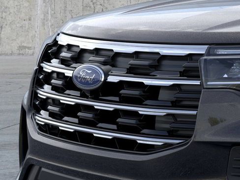 New 2026 Ford Explorer Active AWD/4WD image 18
