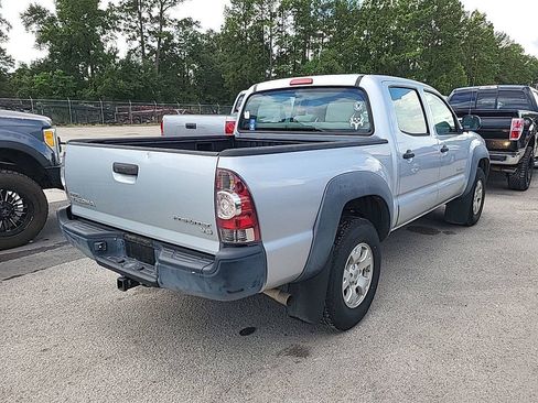 Used 2011 Toyota Tacoma PreRunner RWD image 4