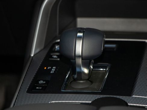 New 2025 MAZDA CX-70 Plug-In Hybrid w/ Premium Plus image 25