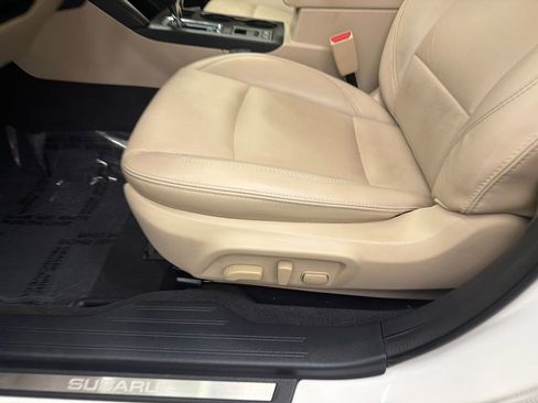 Used 2019 Subaru Outback 2.5i Limited w/ Popular Package #2 AWD/4WD image 10