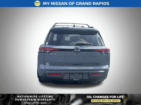 New 2026 Nissan Pathfinder Platinum AWD/4WD image 4