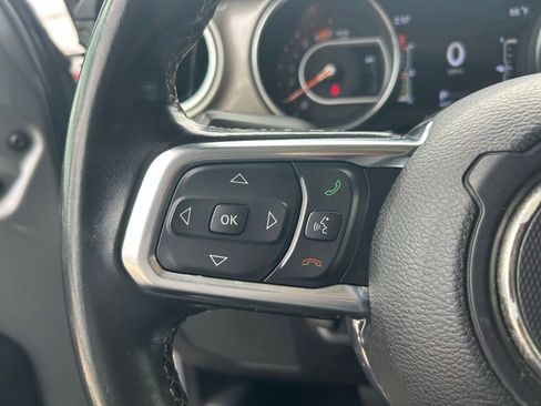 Used 2020 Jeep Wrangler Unlimited Sahara AWD/4WD image 20
