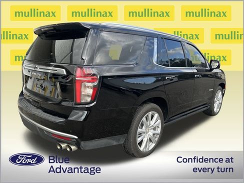 Used 2024 Chevrolet Tahoe High Country image 2