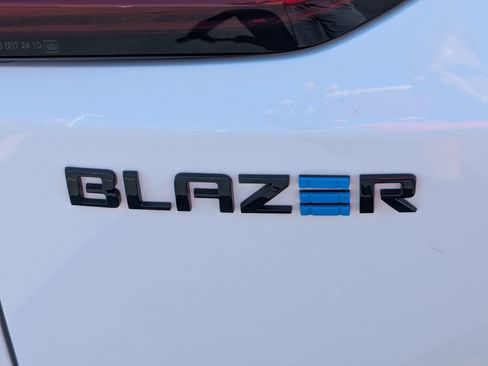 Used 2024 Chevrolet Blazer EV RS AWD/4WD image 14