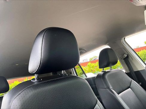 Used 2019 Volkswagen Atlas SE w/ Towing Package AWD/4WD image 23