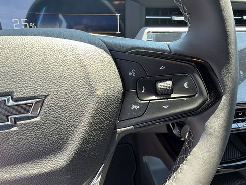 New 2027 Chevrolet Bolt LT w/ Comfort Package FWD image 21