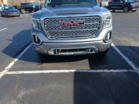 Used 2020 GMC Sierra 1500 Denali w/ Technology Package AWD/4WD image 2