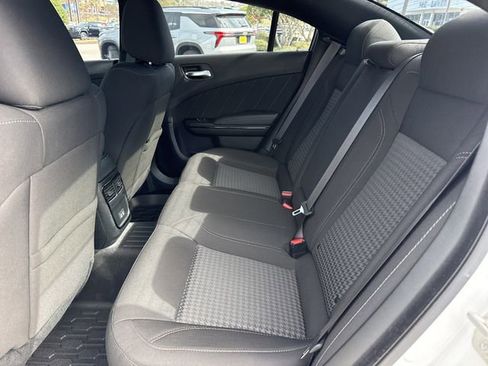 Used 2023 Dodge Charger SXT w/ Blacktop Package image 10
