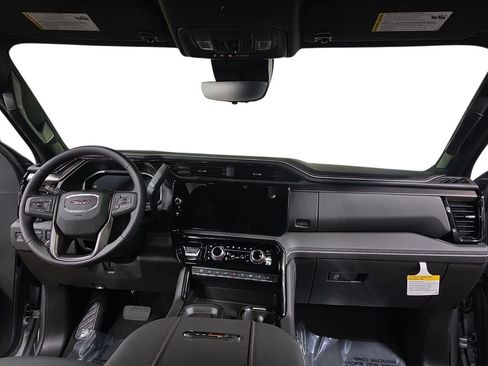New 2026 GMC Sierra 2500 AT4X w/ LPO, Black Badging Package AWD/4WD image 9