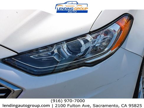 Used 2018 Ford Fusion SE image 7