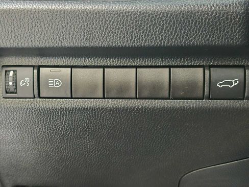 Certified 2024 Toyota RAV4 XLE w/ Convenience Package AWD/4WD image 18