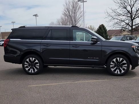 New 2026 Ford Expedition Max Platinum w/ Driver's Package AWD/4WD image 9