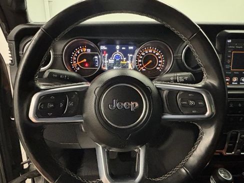 Used 2021 Jeep Gladiator Overland w/ Popular Equipment Package AWD/4WD image 20