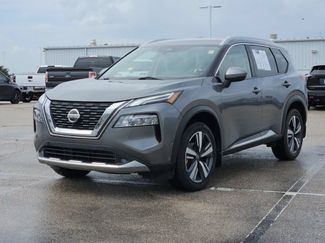 Used 2021 Nissan Rogue Platinum FWD video 2