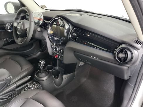 Certified 2023 MINI Cooper 4-Door Hardtop image 15