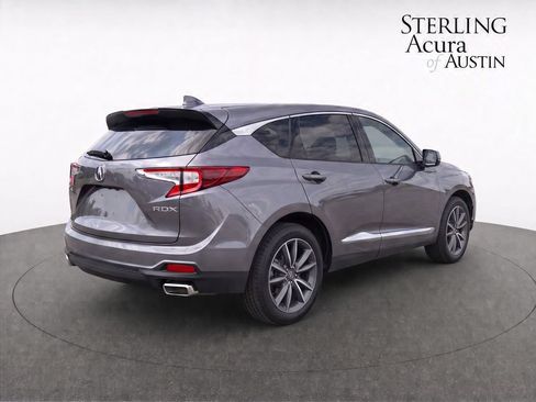 Used 2023 Acura RDX w/ Technology Package FWD image 4