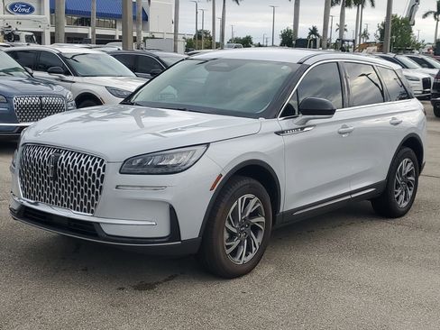 New 2025 Lincoln Corsair FWD image 1