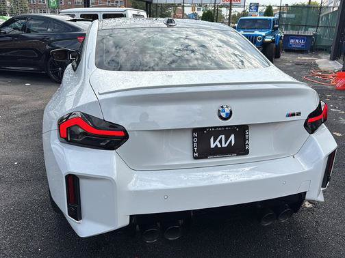 Used 2023 BMW M2 w/ Lighting Package RWD image 5