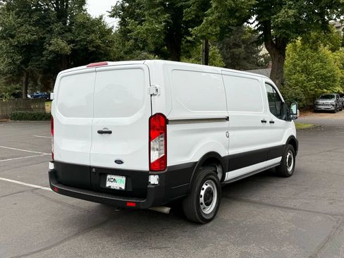 Used 2020 Ford Transit 250 Low Roof RWD image 7