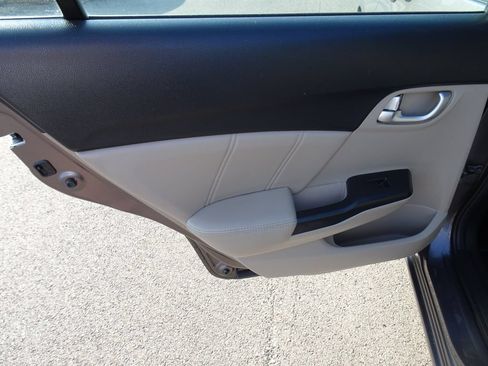 Used 2013 Honda Civic EX-L image 16
