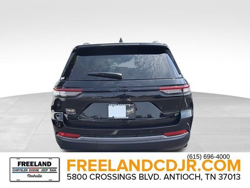 New 2026 Jeep Grand Cherokee Altitude AWD/4WD image 3