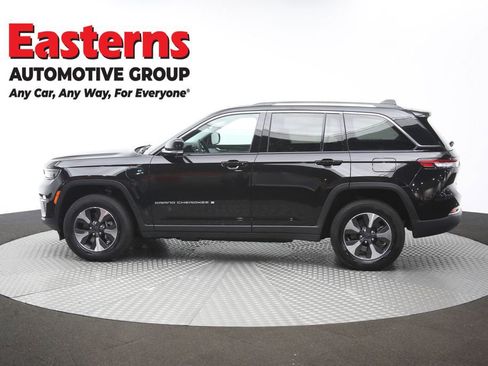 Used 2023 Jeep Grand Cherokee 4WD 4xe w/ Luxury Tech Group II image 64