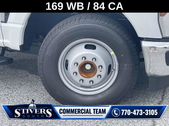 New 2025 Ford F350 XL w/ Ambulance Prep Package RWD image 21