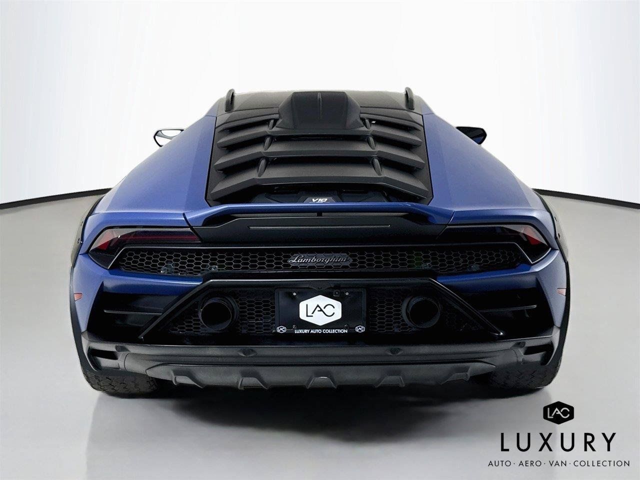 Used 2023 Lamborghini Huracan Sterrato AWD/4WD image 7