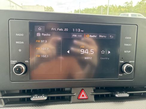 Used 2024 Kia Sportage LX image 10