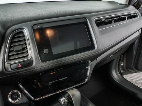 Used 2021 Honda HR-V EX-L image 18