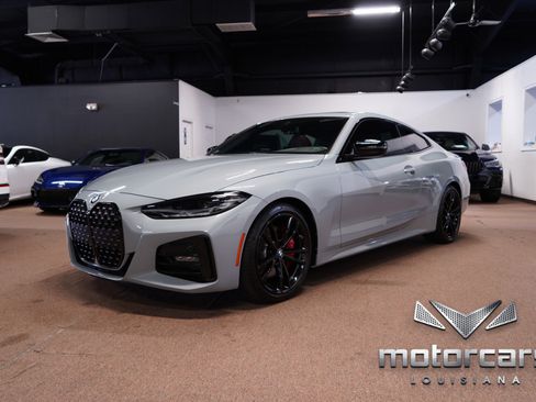 Used 2023 BMW 430i Coupe w/ M Sport Package RWD image 3