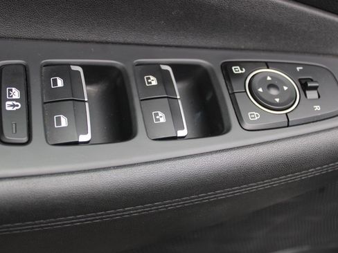 Used 2023 Hyundai Santa Fe SEL image 41