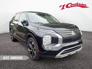 Used 2024 Mitsubishi Outlander SE FWD video 1