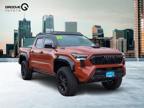 Used 2024 Toyota Tacoma TRD Pro AWD/4WD image 8