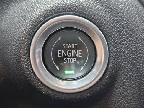 Used 2021 GMC Sierra 1500 AT4 w/ AT4 Premium Package AWD/4WD image 22