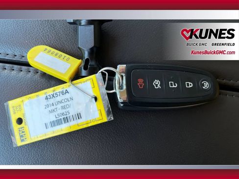 Used 2014 Lincoln MKT FWD image 39